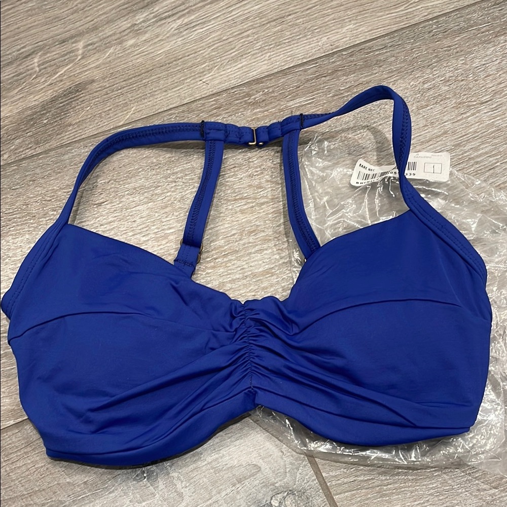 NWOT Becca bikini top